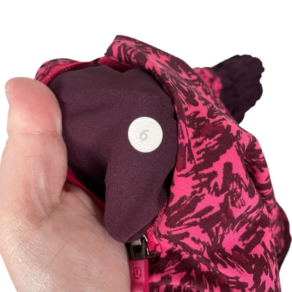 Lululemon Tracker Short III Mountain Peaks Bon Bon Bordeaux Drama Red/Pink 6 - Picture 14 of 14